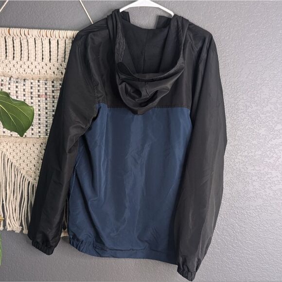 Matix Windbreaker Jacket with Brimmed Hood - Picture 5 of 7